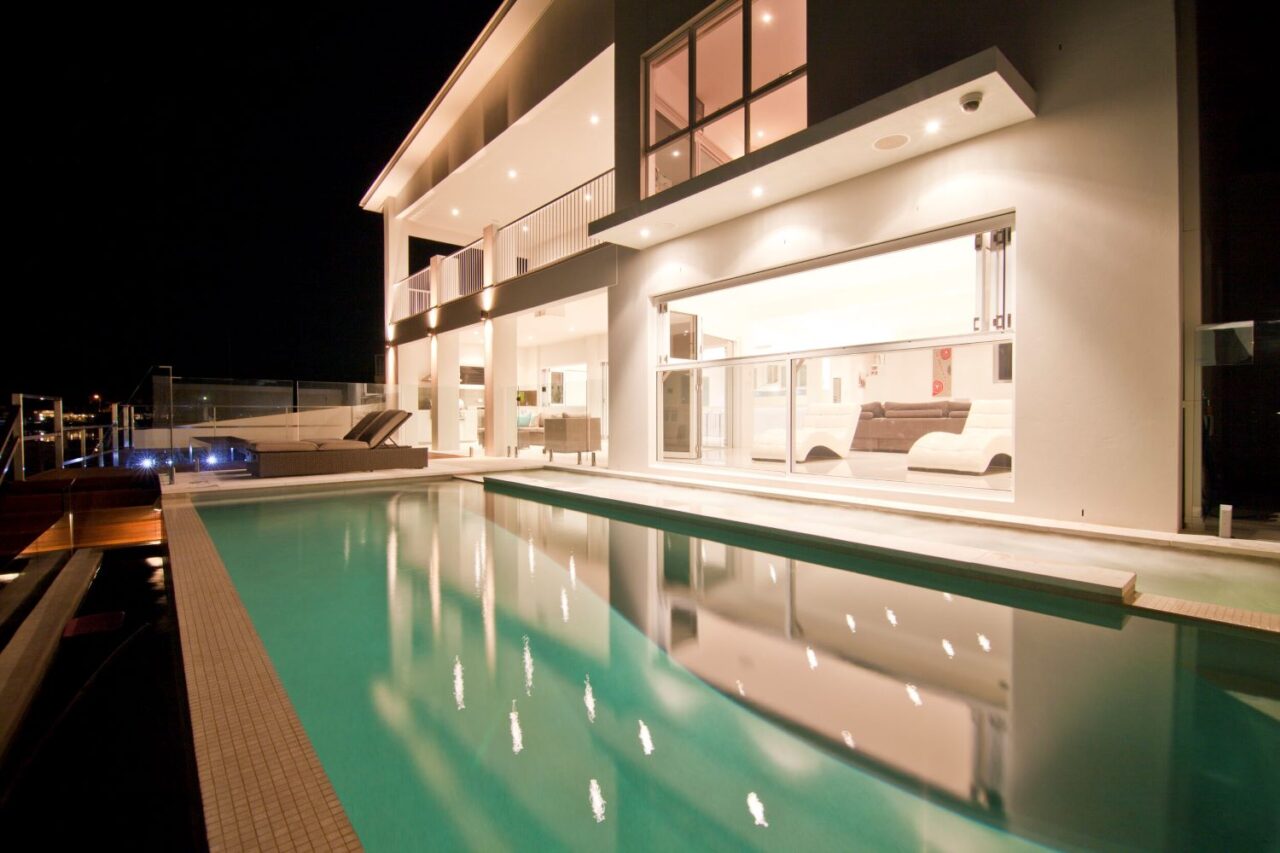 raby bay new home builder