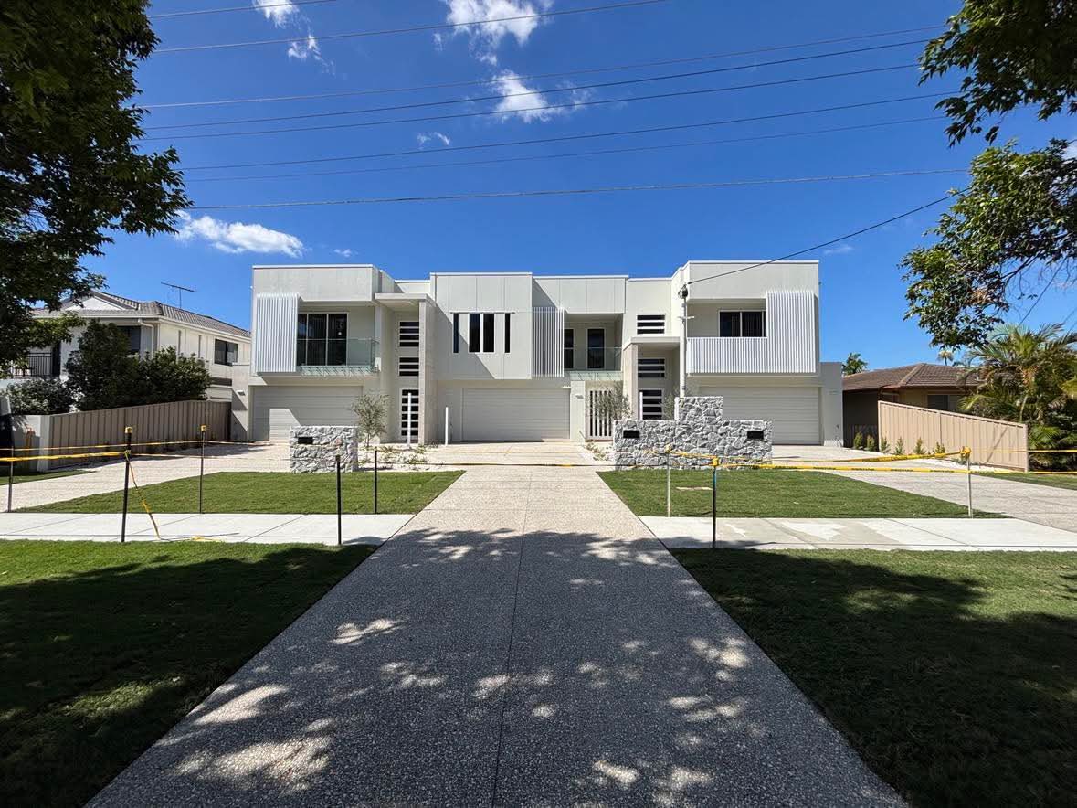 Luxury custom townhouse Brisbane by Iconic Homes and Construction